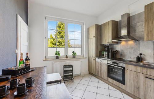 NASA Homes 4 Zimmer Altbauwohnung Zentral inkl Smart TV Netflix Garten - Foto 25