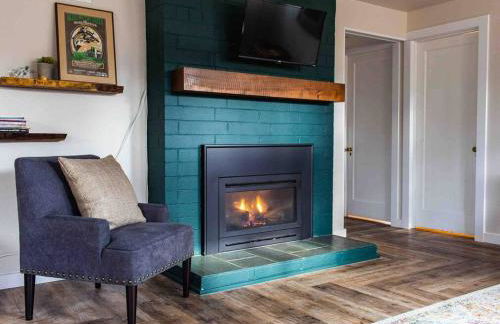 Fireweed Gardens in Roger’s Park - Photo 2