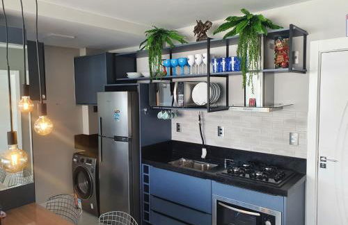 Lindo apto tudo novinho, prédio frente mar - Foto 10