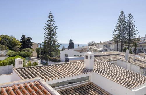 Vila Golfinho, with heated pool, rooftop lounge and ocean views - Foto 41