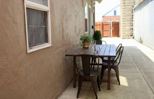 The Lounge - Downtown Chillicothe - Foto 3