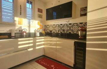 Konforta : Paisible maison d'été avec grand jardin - Foto 13