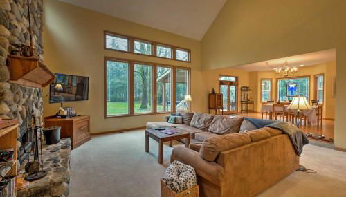 Home on Skykomish River with Fire Pit and Hot Tub - Foto 5