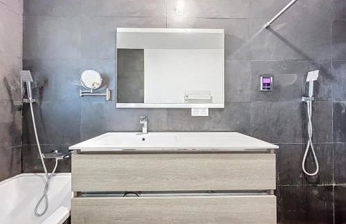 Villa Grivia - Maison avec grand jardin - Piscine - Pétanque - Ping Pong - Foto 6