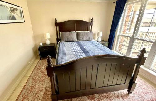 Lake View Twin Homes, Spacious Decks & Kitchens - Foto 23