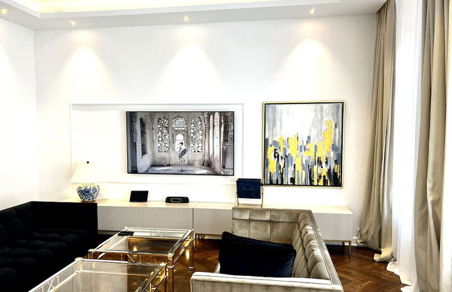 MONDRIAN Luxury Suites & Apartments Old Town Market Square - Photo 49