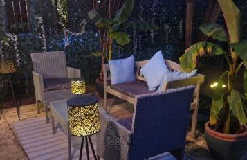 Stunning Fir Tree Corner 3 bedroom detached Executive house ideal wedding guest family home with free drive way CCTV parking for 2 vehicles or LWB Van M5 1 mile away dogs welcome by prior arrangement - Foto 38