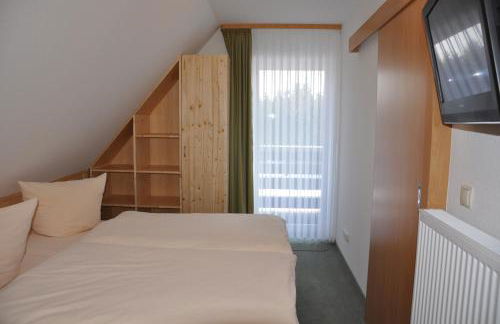 Berggasthof Heuberghaus, direkt am Rennsteig - Foto 39