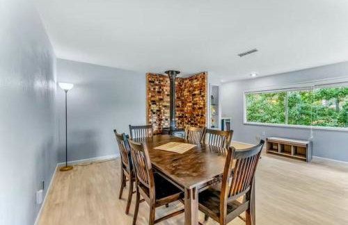 Large Upgraded, Family Friendly Condo with Garage - Foto 15