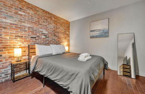 Ideal Spot Near 4th Street Live & Local Dining - Foto 34