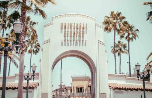 Cozy Luxe Unit Near Disneyland - Sleeps up to 10! EV Friendly & King Bed - Foto 45