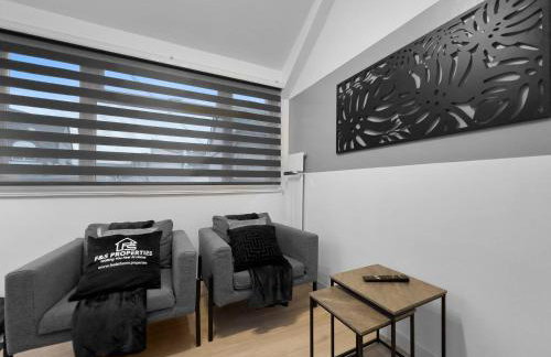 Private Spa Apartment in Maerdy Hot Tub & Sauna - Foto 26