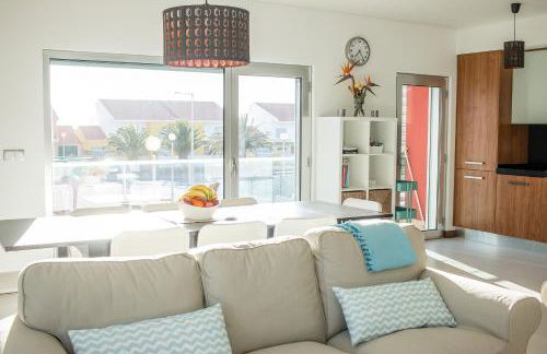 RestlessWave - Foto 1