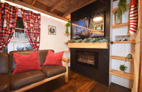 Summer Breeze cabin at Cabin Fever in NC - Foto 9