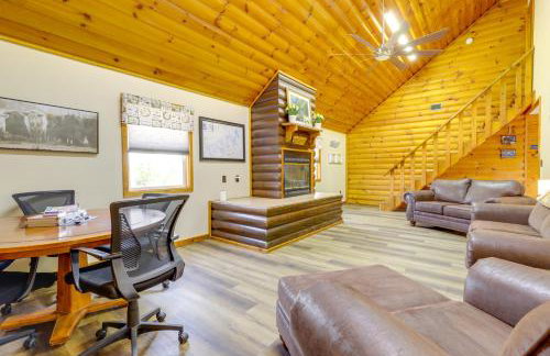 Boat Dock Pet-Friendly Douglas Lake Getaway! - Foto 4