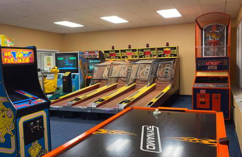 COZY LOON MOUNTAIN ESCAPE - Free shuttle, Pool, Hot tub, River&Mnt Views - Foto 34