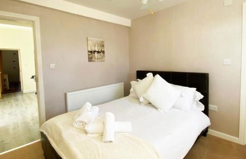 The Old Tywyn Post Office - Photo 26