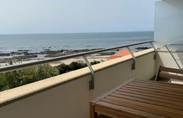 Condominio encantador, com piscina e vista mar - Ocean View Apartment - Foto 8
