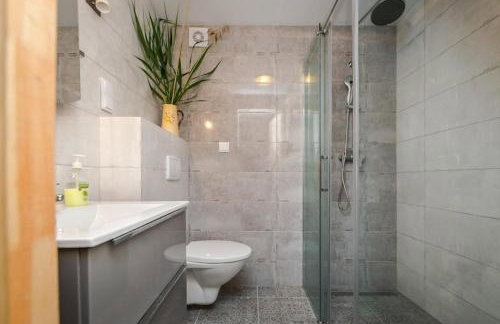 Scandinavian house overlooking the lake - Foto 19