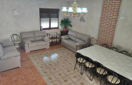 Casa Rural Baños del Rey con piscina climatizada - Foto 5