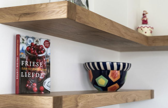 Chic Villa With a Fireplace at Tjeukemeer - Foto 14