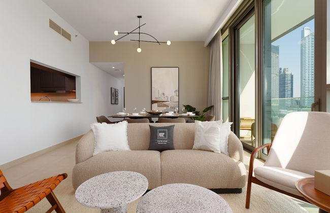 Maison Privee - Luxury Apt with Burj Khalifa Vw & Direct Mall Access - Photo 26