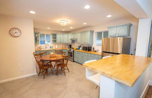 Charming 3BR House Close to Birmingham Airport - Foto 8