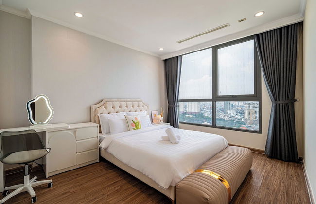 Cozy- Vinhomes Central Park Apartments - Photo 28