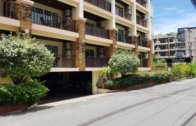 Jomtien Beach Residence - Photo 1