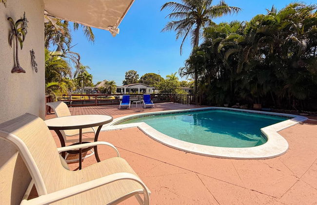 Waterfront Florida Vibes and Views - King Bed - Foto 22