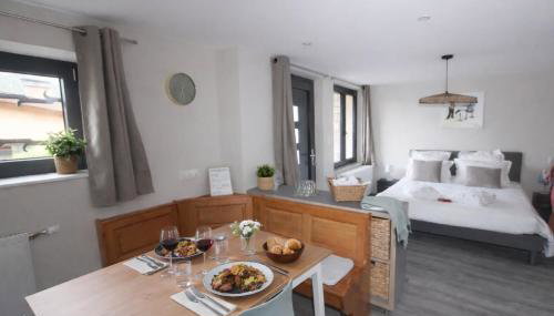 L'Impasse en Duo, appartement cosy 2 personnes avec SPA extérieur privé - Foto 2