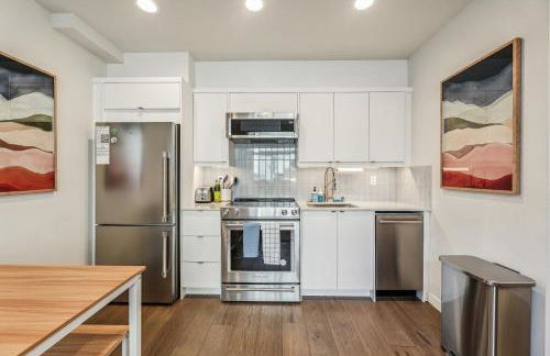 Travelers Dream, Walk to Space Needle, Firepit, cornhole - Foto 23