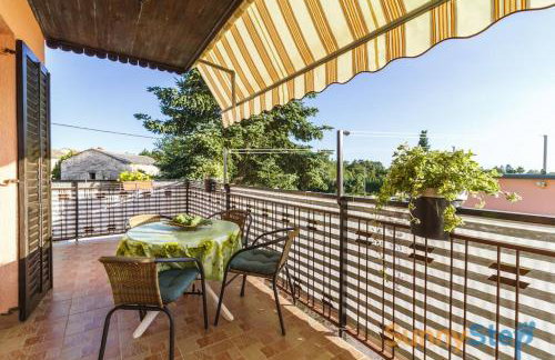 Apartment with a private POOL - Foto 35