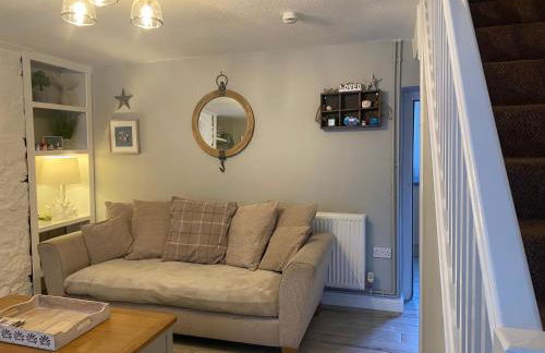 Delightful 3 Bedroomed Cottage in Llandudno - Photo 36