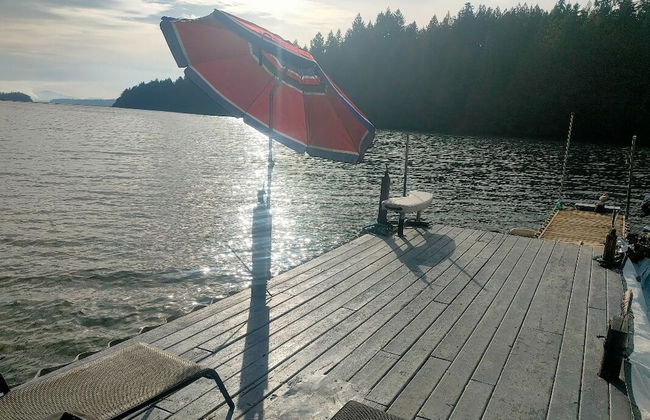 Luxury ocean dock pool villa - Photo 22