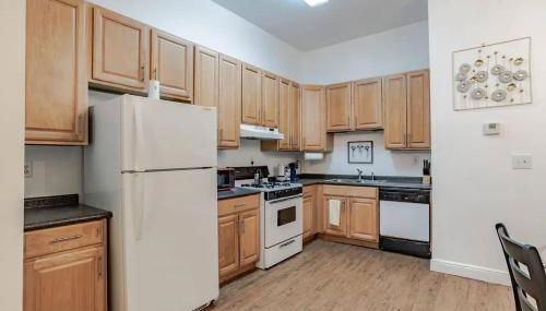 Historic District Apartment Quiet Street Central Location! - Foto 5