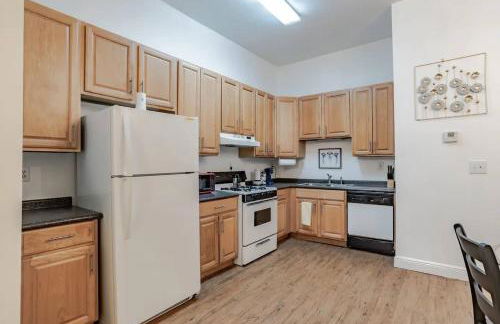 Historic District Apartment Quiet Street Central Location! - Foto 5