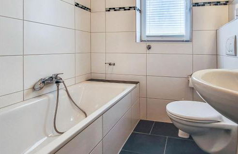 Lovely Home In Wittstock With Kitchen - Photo 17