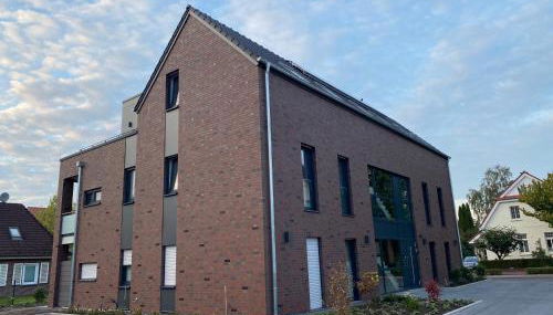 Helle Dachgeschosswohnung in Bockhorn, LK Friesland - Foto 3