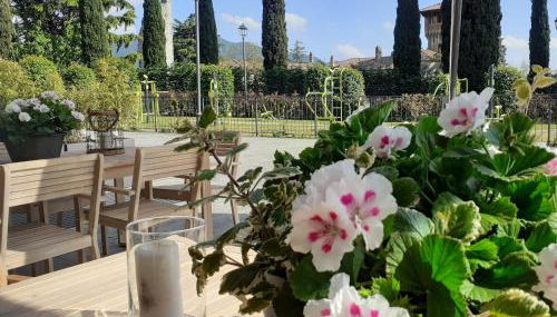 Residence Perlago - Foto 3, Garden view