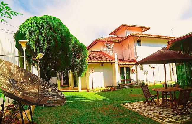 Ared Villa - Photo 31