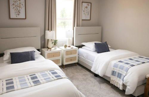 Refreshing Ranch Style Home - Photo 21