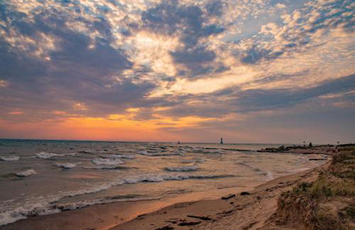 Private Hot Tub The Perch 14 Patio 2BR Downtown - Foto 34