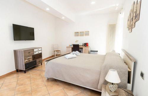 Margot Family - Photo 29