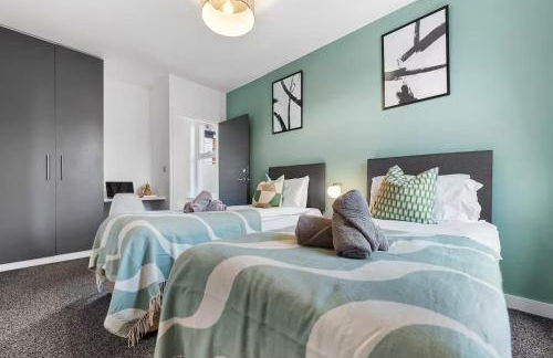 Aylesbury House 3 En-suite Bedrooms Parking Pets - Photo 40