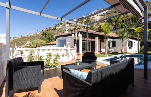 Home2Book Design Asian Sabina, Heated Pool & View - Foto 47