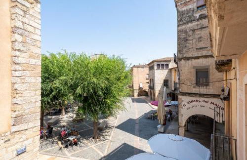 Hauzify I Apartaments La Plaça - Foto 1