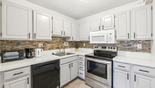 Legacy at Imperial Village 517 I 2 Bed 2 Bath - Foto 2