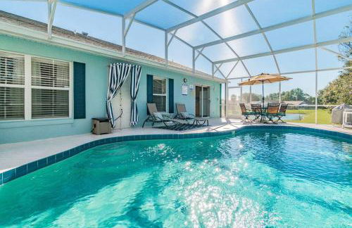 THIS IS PARADISE FOUND! Private In-Ground Pool Home, Views, Near Dis, NO Steps, LOW Rates! - Foto 62