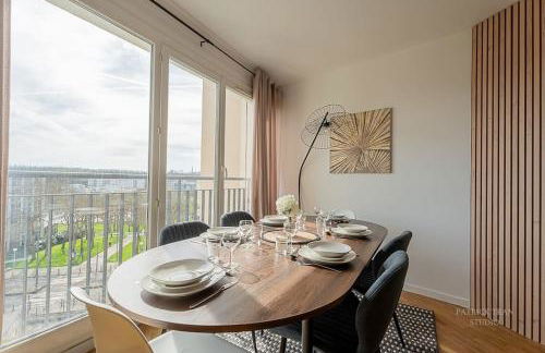 Confort & Spacieux Family Travel pour 6 - 10' to Disneyland Paris 25' to Paris - In front of Train Station Torcy RER A - Foto 4